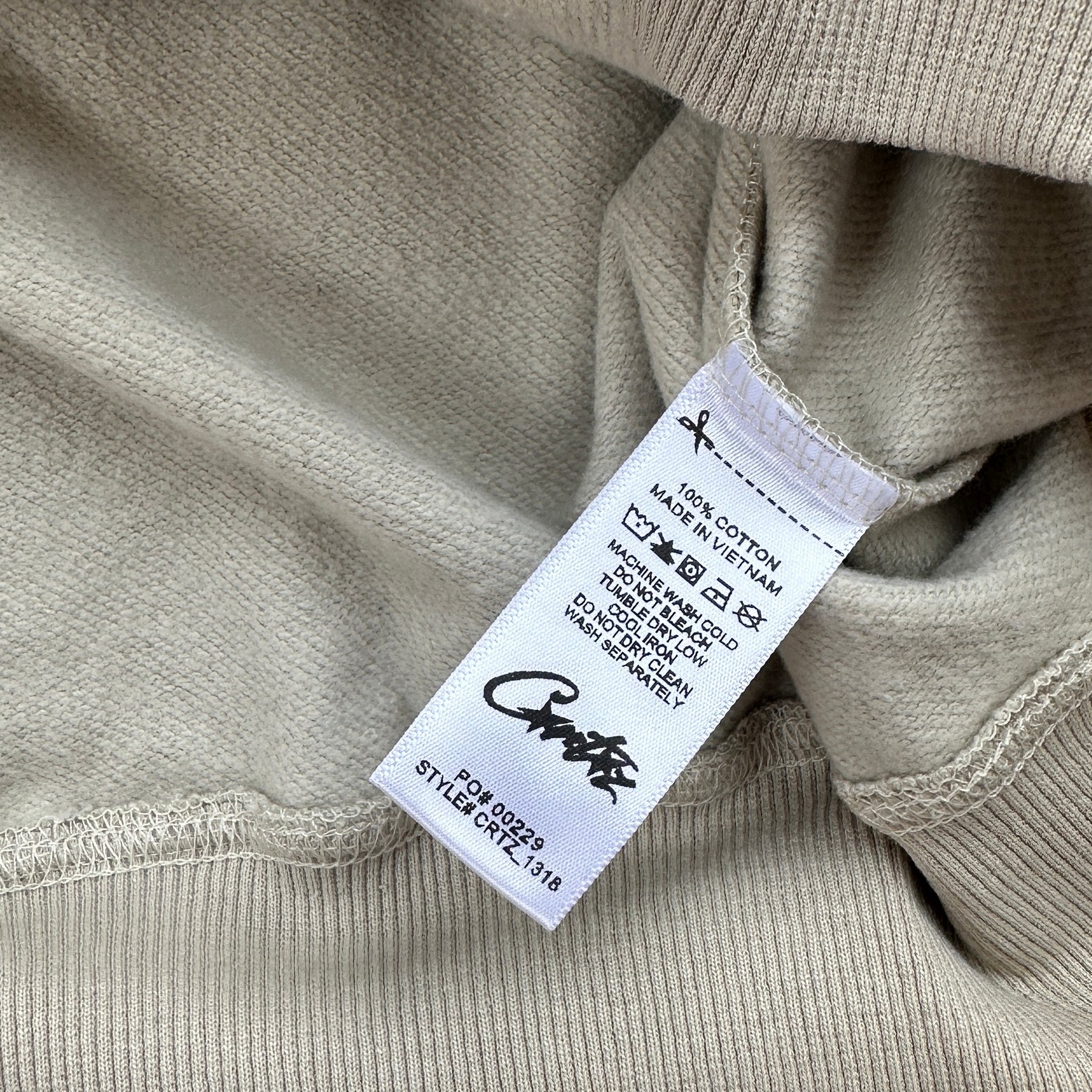 Conjunto Corteiz “Woosh Open Hem Sweatp”