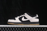 Dunk “Light Orewood Brown”