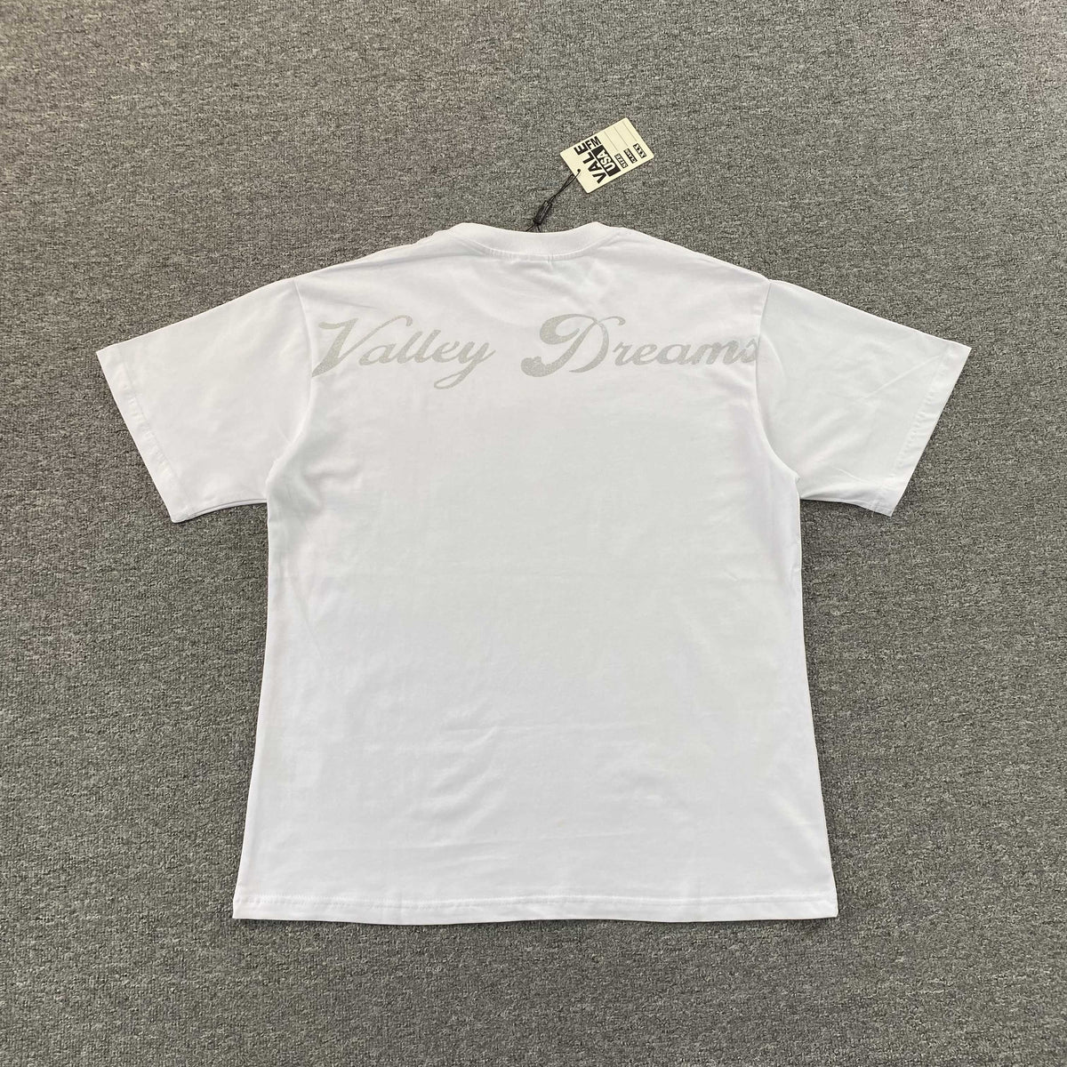 Camisa Valley Dreams “Dogs Of War” ( Branca )