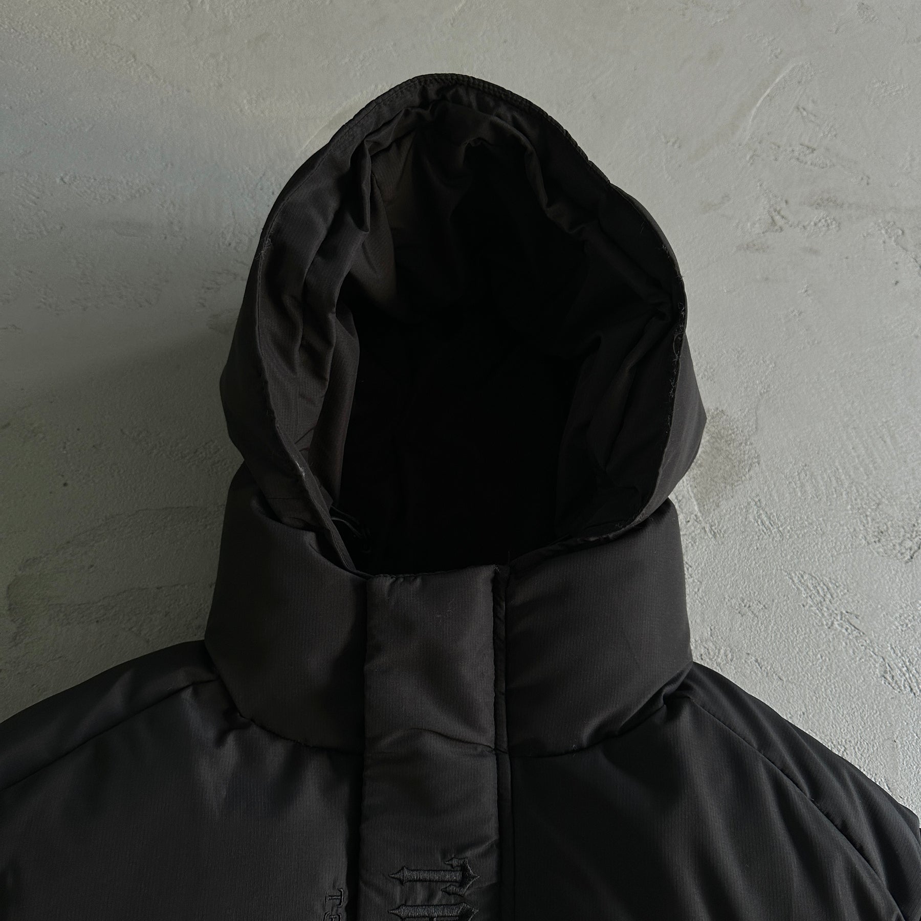 Jaqueta Trapstar “Decoded 2022 Hooded” ( Preta )