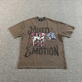 Camisa Mixed Emotion “Friends” ( Marrom )