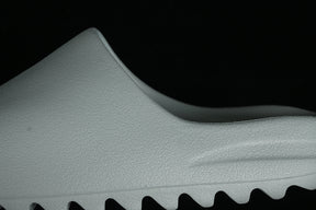 Yeezy Slide “Resin Salt”