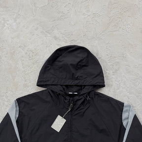 Conjunto Mertra “Stealth Nylon Trackie”