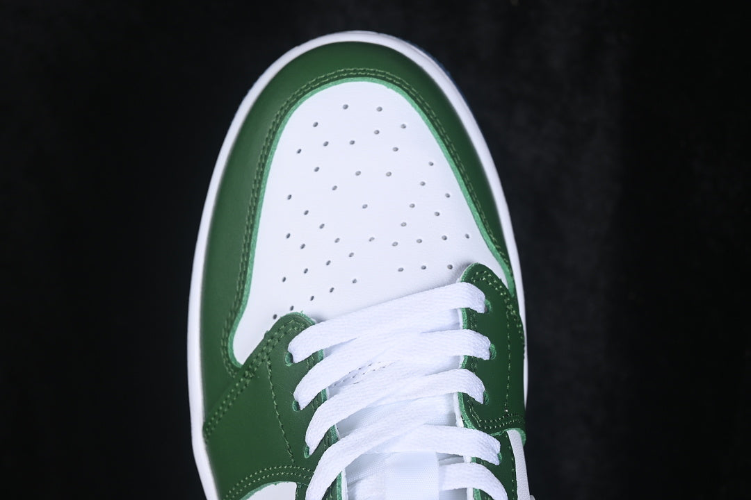 Air Jordan 1 Low “Galatic Jade”