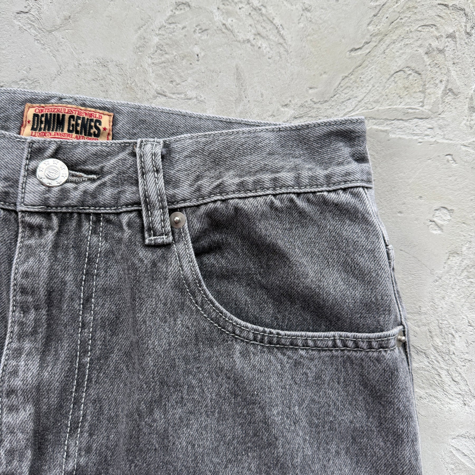 Calça Corteiz “Embossed C-Star DenimWork”