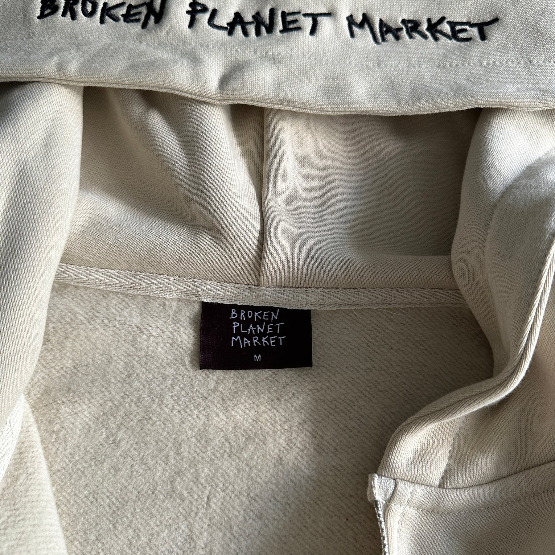 Moletom Broken Planet “Planet Apricot”