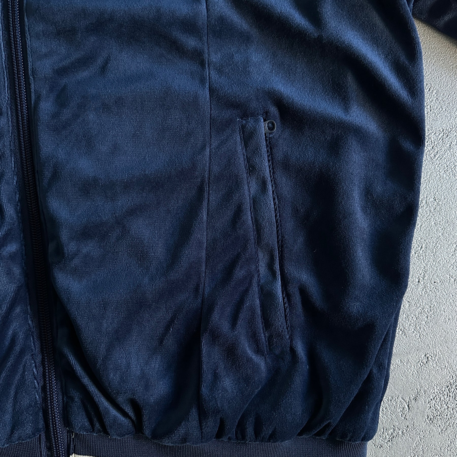 Conjunto Corteiz “Velour Amg” ( Azul )