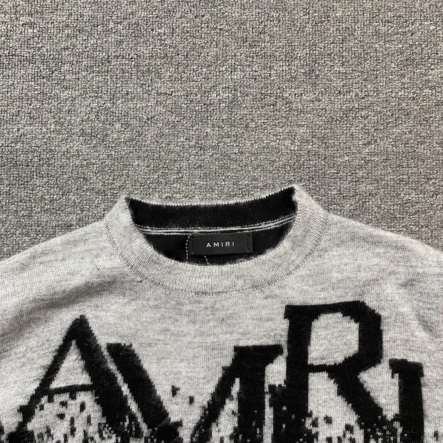 Sueter Amiri “Staggered Gradiant Crewneck”