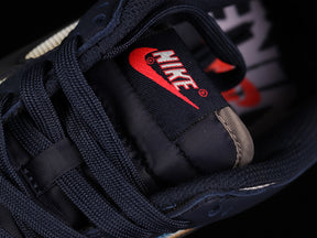 Dunk “Obsidian Graffiti”