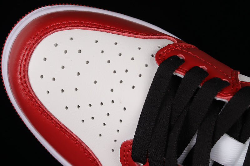 Air Jordan 1 Low "Chicago"