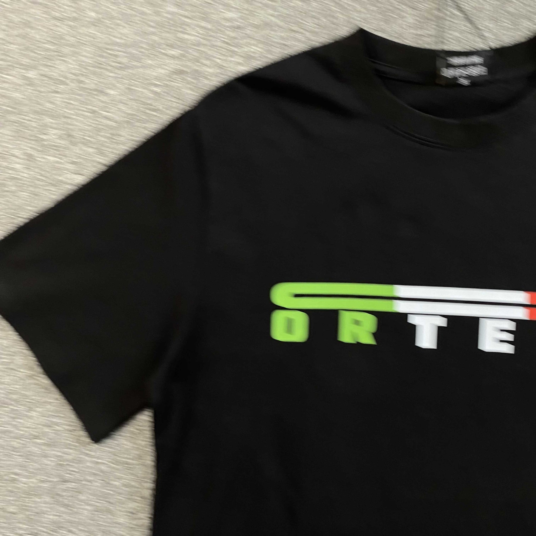 Camisa Corteiz “Skrrr” ( Preta )