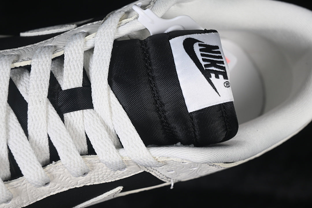 Dunk “Embossed Baroque Sail”