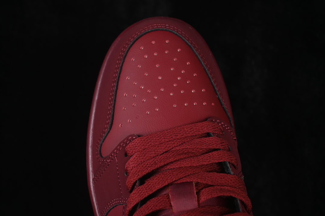 Air Jordan 1 Low "Valentine's Day”