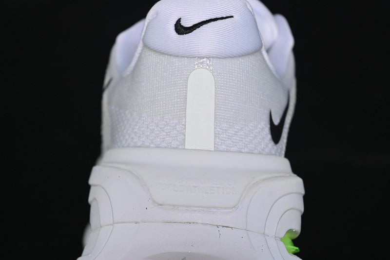 Nike Vomero “Green Spark”