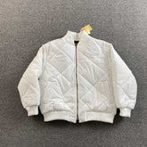 Jaqueta Corteiz “Olde English Quilted” ( Branca )