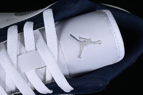 Air Jordan 1 Low “Midnight Navy”