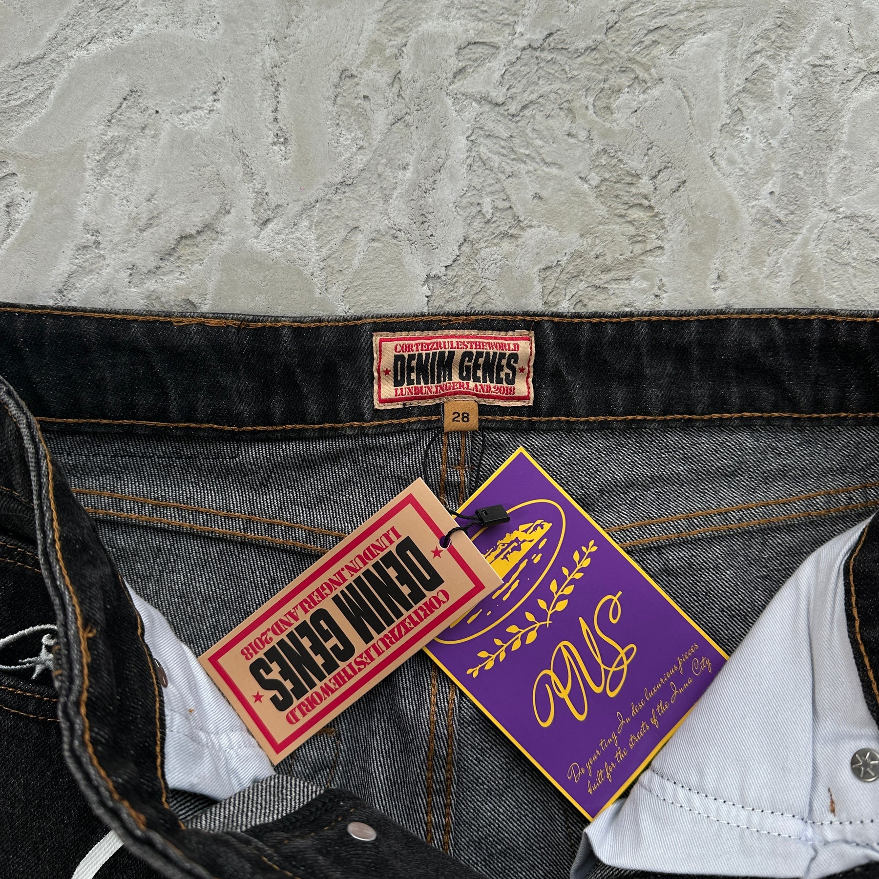 Jorts Corteiz “Cr Island” ( Preto )