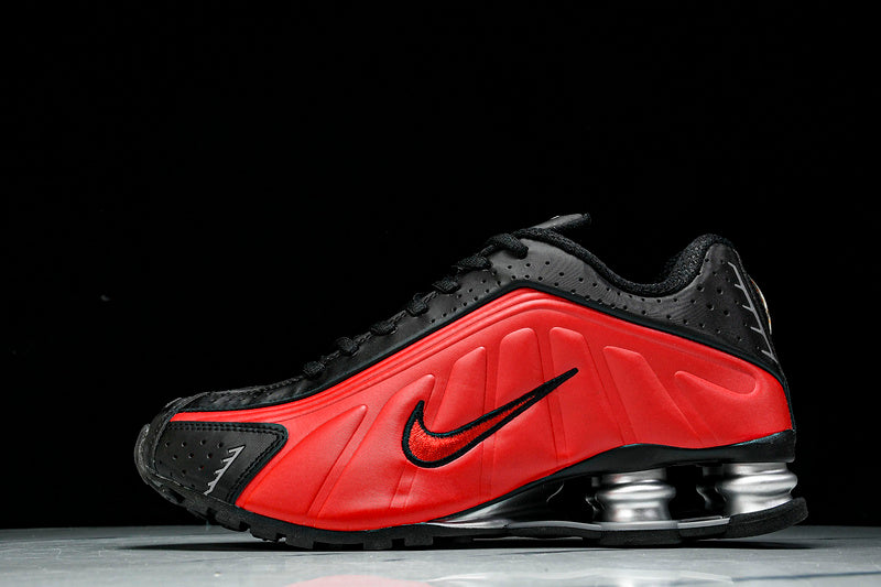 Nike Shox “University Red”