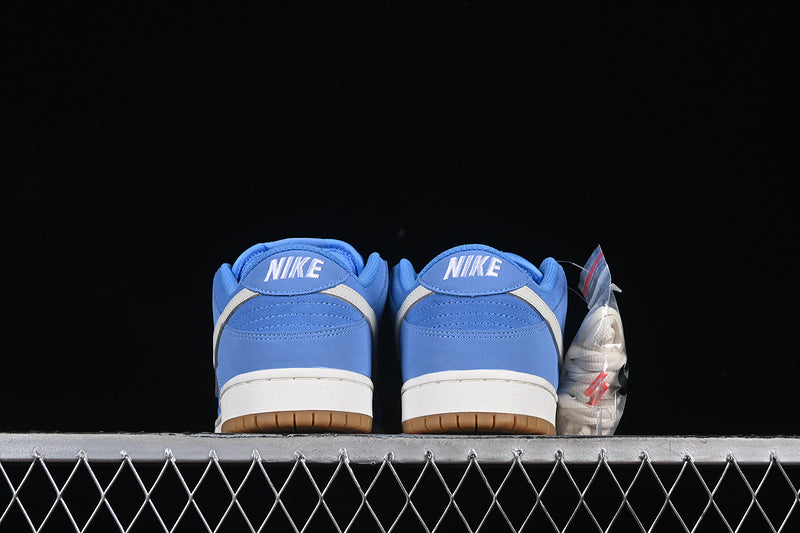 Dunk “University Blue Gum”