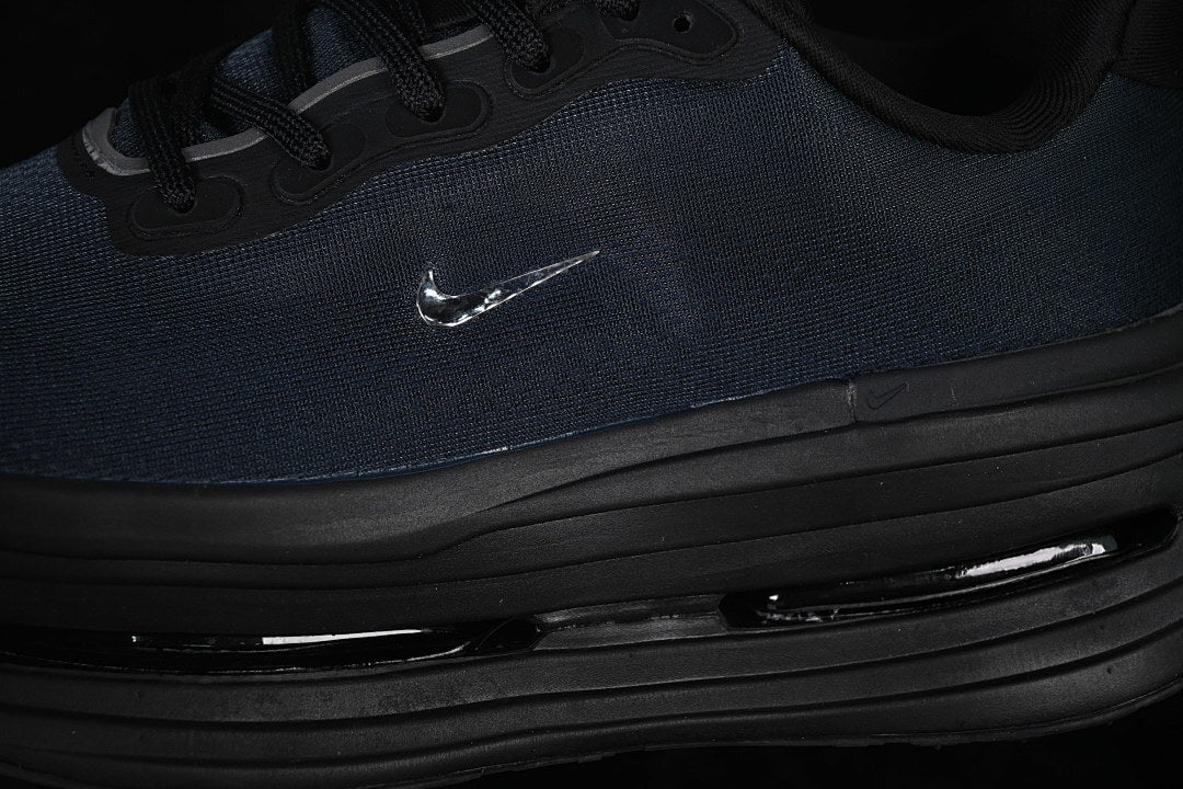 Nike Vomero “Premium SP Black”