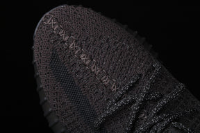 Yeezy 350 V2 “Static Reflective” (Preto)