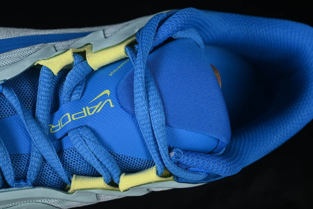 Zoom Vapor Pro 3 “Glacier Blue Beyond White”