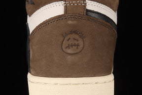 Jordan 1 x Travis Scott