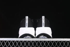 Air Zoom Vomero Plus “Black and White”