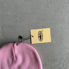 Touca Corteiz “Demon Embroidered Beanie” ( Rosa )