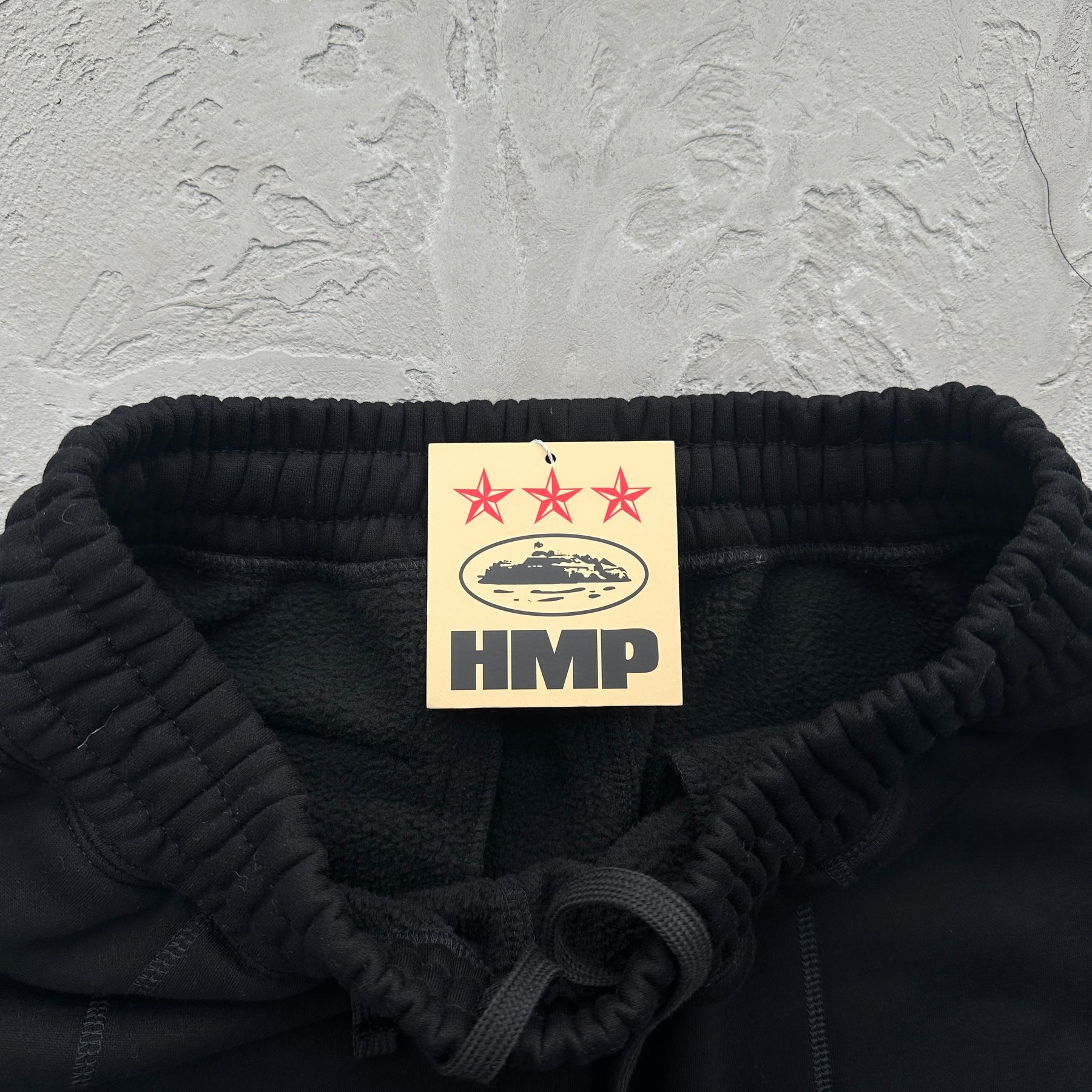 Conjunto Corteiz “HMP Open Hem” ( Preto )