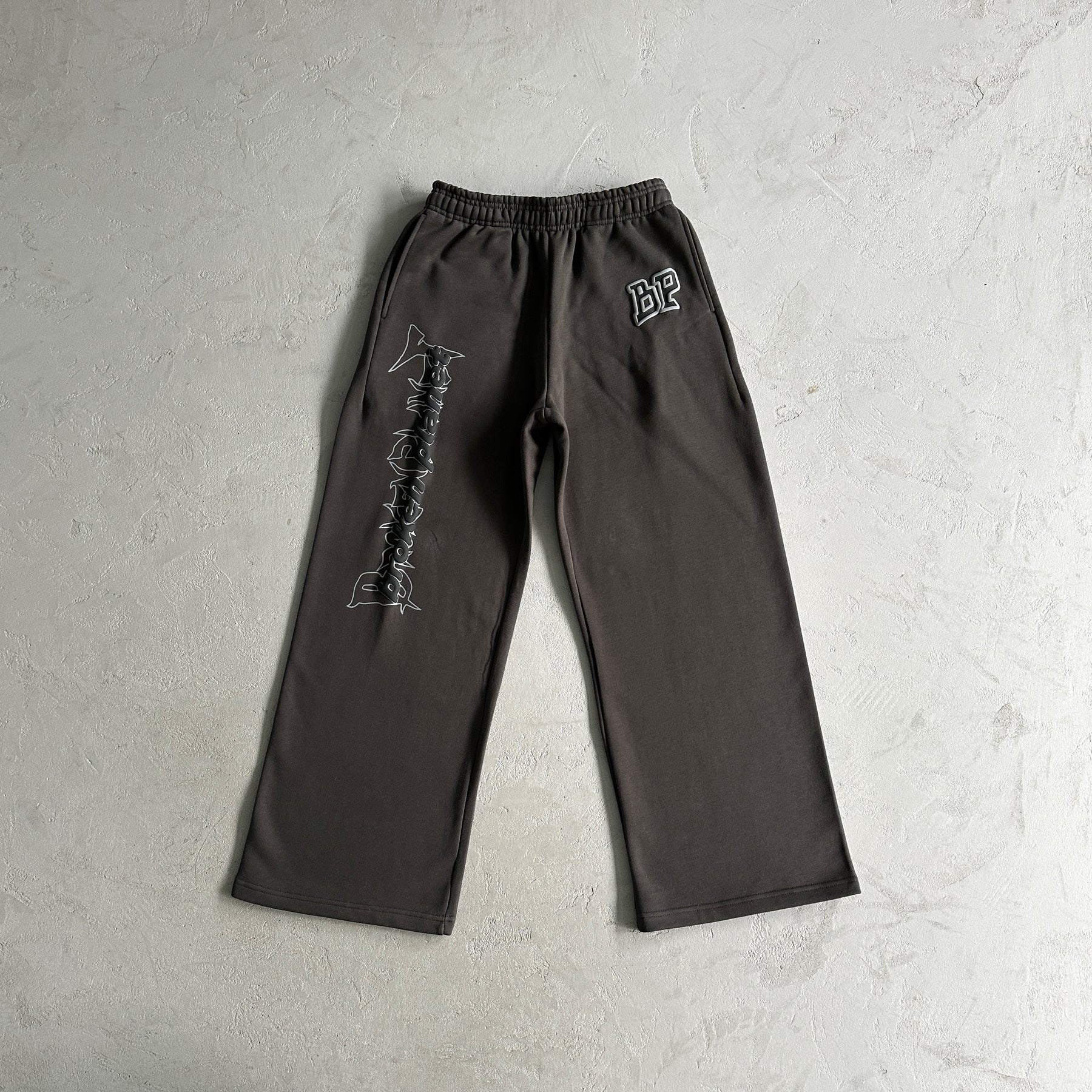 Conjunto Broken Planet “Beware Soot”