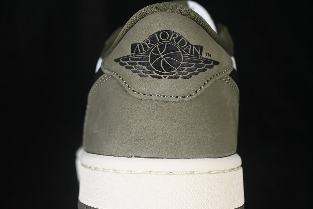 Air Jordan 1 Low "OG Olive”