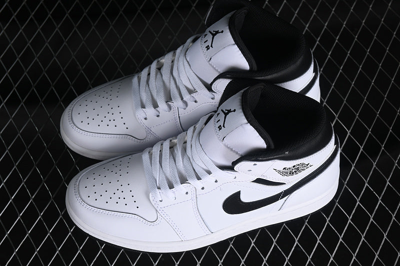 Air Jordan 1 High “Reverse Panda”