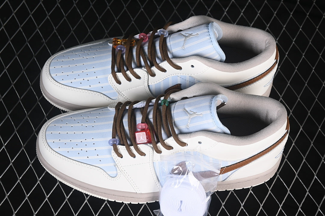 Air Jordan 1 Low "Pinstripe Pack”