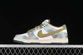 Dunk x Alexis Sablone “White and Pacific Moss”