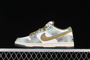 Dunk x Alexis Sablone “White and Pacific Moss”