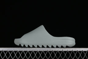 Yeezy Slide “Resin Salt”