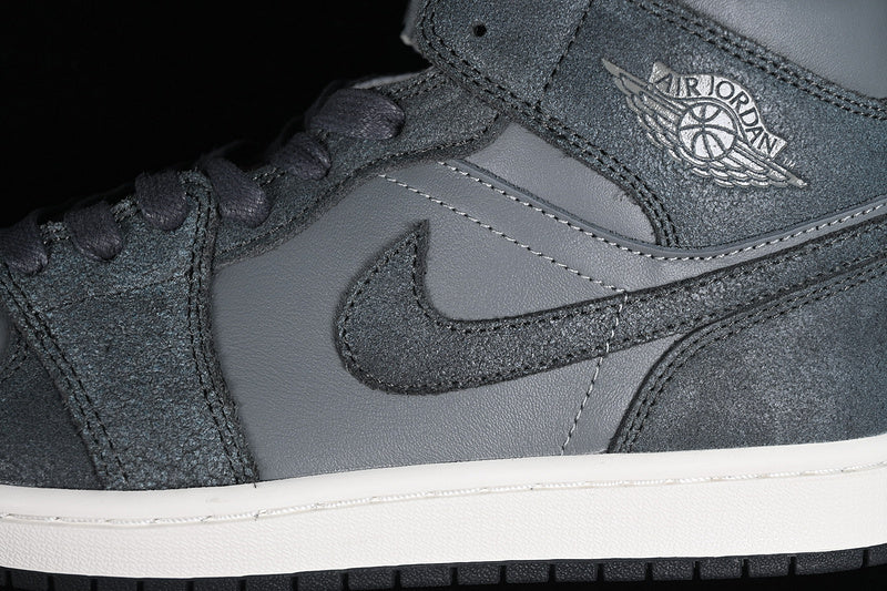 Air Jordan 1 High “Distressed Smoke Grey”