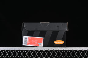 Air Max DN8 “Hyper Royal”