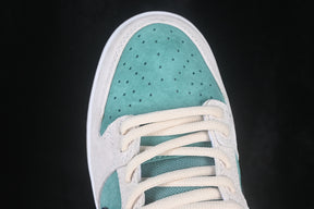 Dunk “Mineral Slate”
