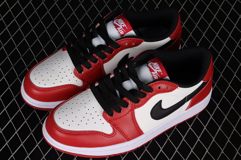 Air Jordan 1 Low "Chicago"