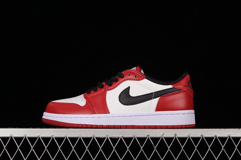 Air Jordan 1 Low "Chicago"