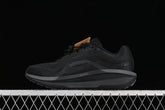 Air Zoom Winflo 11 “Black”