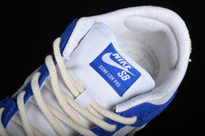 Dunk x Fly Streetwear