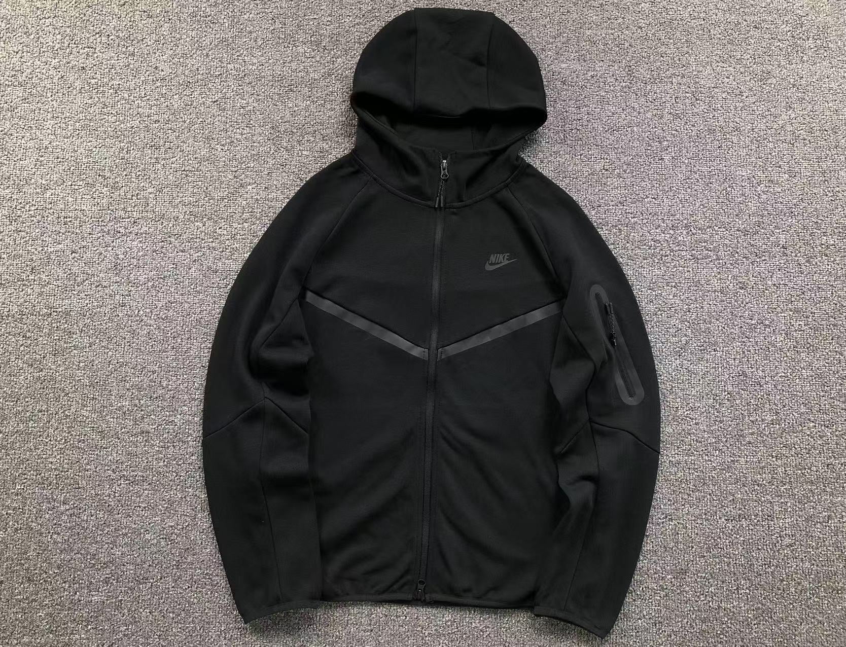 Conjunto Nike Tech ( Preto )