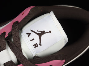 Air Jordan 1 Low “Berry Pink”