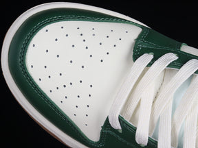 Dunk “Gorge Green”
