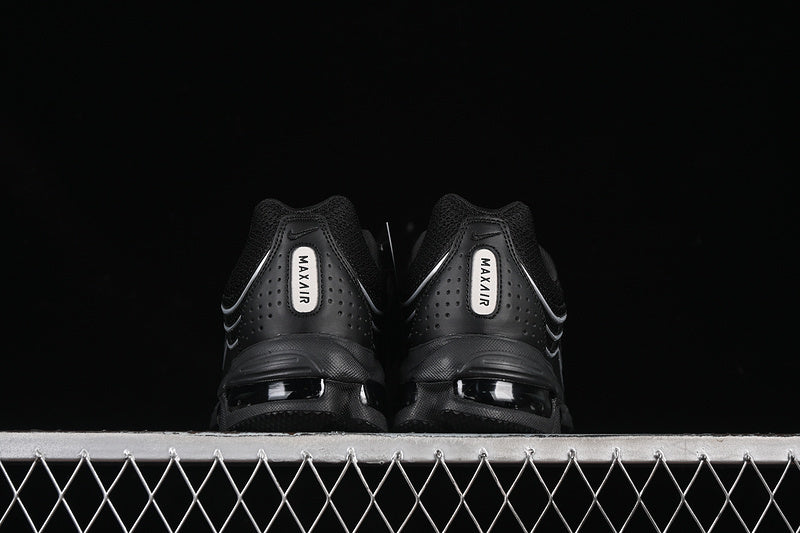 Air Max TL x Comme des Garçons