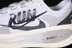Air Zoom Vomero 18 “Black Grey”