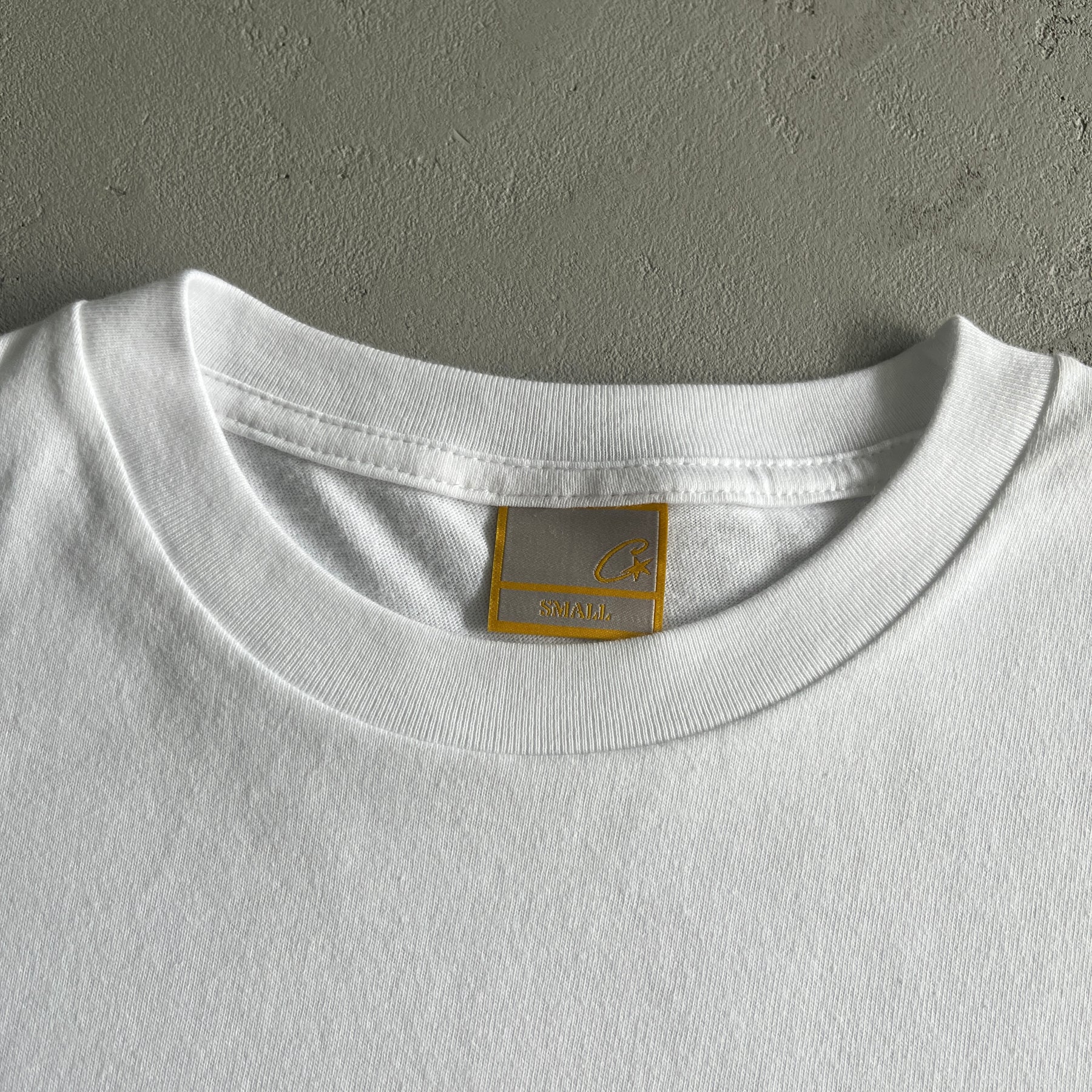 Camisa Corteiz “Alcatraz coordinates” ( Branca )